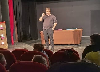 Teatrzyk „Jaś i Małgosia – Baśń Kaloryczna”