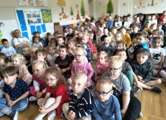 Ostatni koncert umuzykalniający w tym roku przedszkolnym pt. „Tacy Troje"