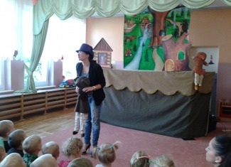 Przedstawienie teatralne "Kłamstwa Kozy"