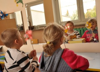 Duża żaba nad sadzawką napotkała żuka- zajęcia logopedyczne