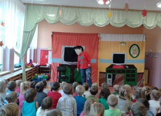 Tele- komputerek- przedstawienie teatralne